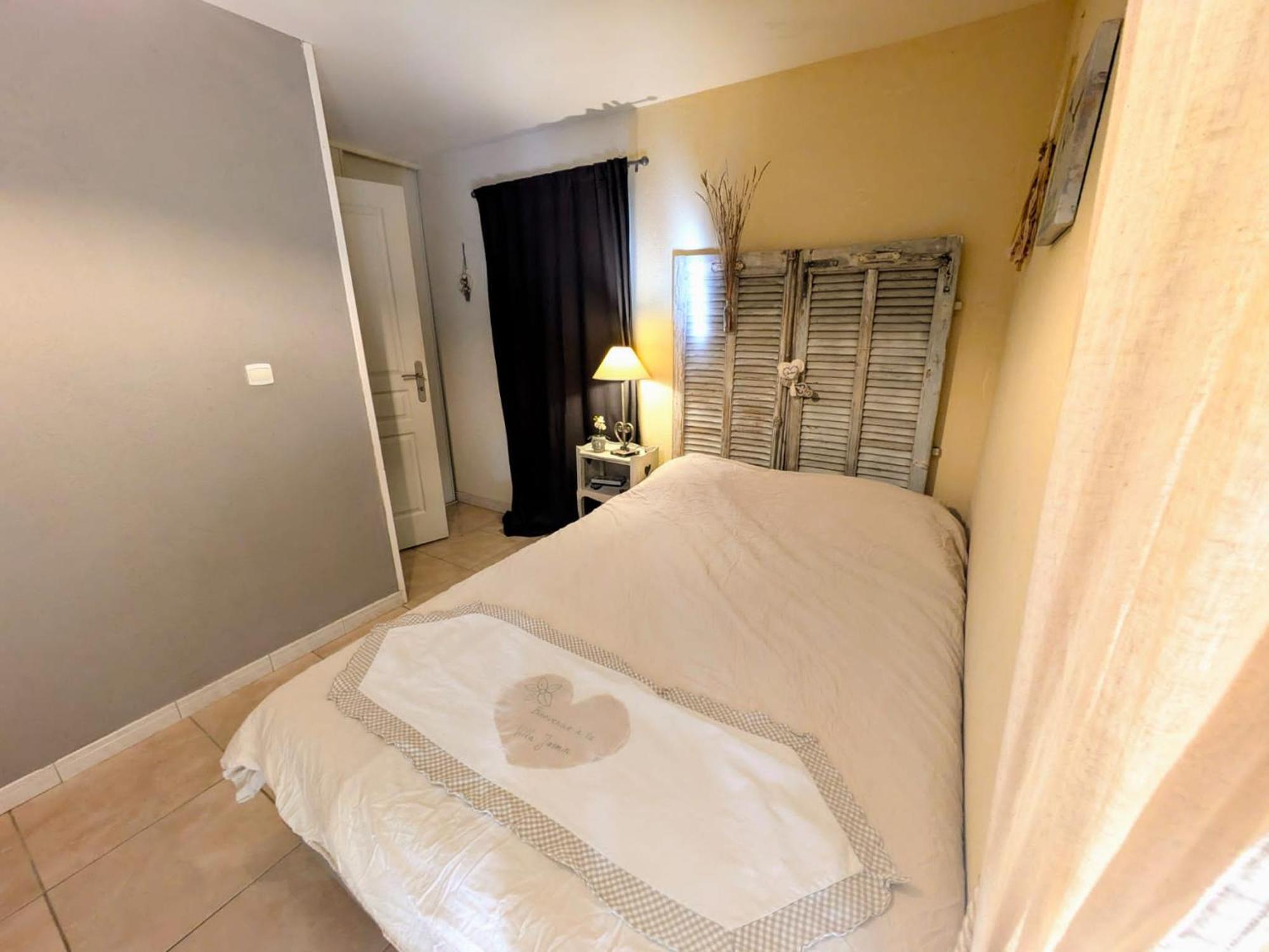 La Villa Jasmin Montauroux Δωμάτιο φωτογραφία
